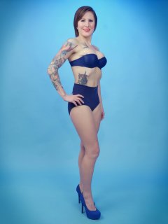 2016-04-02 Lexy showing off her fabuous figure in blue bra and girdle