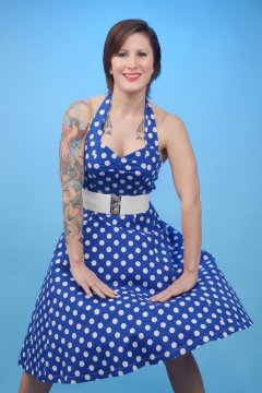 2016-04-02 Lexy in blue polkadot dress