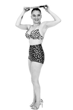 2016-05-07 Emski animal print bra and girdle