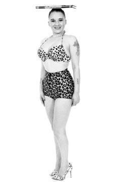 2016-05-07 Emski animal print bra and girdle