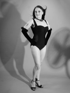 2016-05-07 Emski Carol Wior tummy control swimsuit