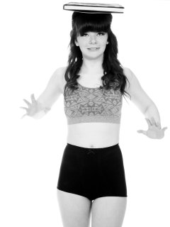 20160522 Ronnie97 fitness set, wearing sports top and black control briefs worn as hotpants