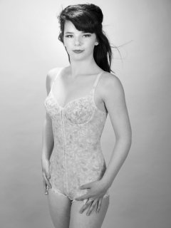 20160522 Ronnie97 in 1960's Berlei flowerpower pantie corselette