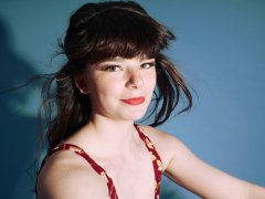 20160522 Ronnie97 in vintage red tummy-control one-piece swimsuit, playing with 40cm fan