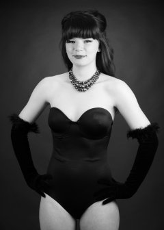 20160522 Ronnie97 in black strapless Miraclesuit bodyshaper and tightly-laced underbust corset