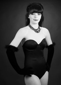 20160522 Ronnie97 in black strapless Miraclesuit bodyshaper and tightly-laced underbust corset