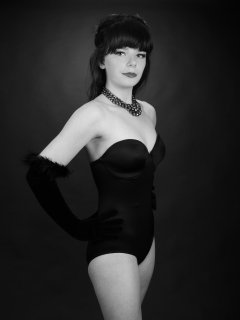 20160522 Ronnie97 in black strapless Miraclesuit bodyshaper and tightly-laced underbust corset