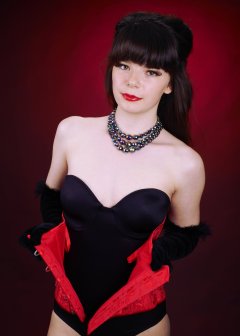 20160522 Ronnie97 in black strapless Miraclesuit bodyshaper and tightly-laced underbust corset