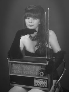 20160522 Ronnie97 in black strapless Miraclesuit bodyshaper and tightly-laced underbust corset