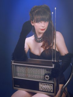 20160522 Ronnie97 in black strapless Miraclesuit bodyshaper and tightly-laced underbust corset