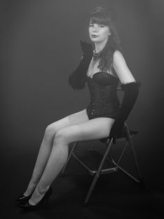 20160522 Ronnie97 in black strapless Miraclesuit bodyshaper and tightly-laced underbust corset