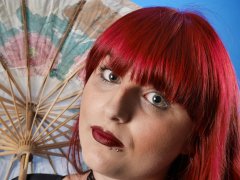 2016-09-03 Miss Danni Lou holding Chinese paper umbrella