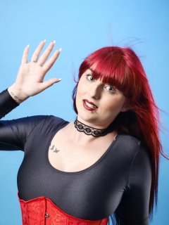 2016-09-03 Miss Danni Lou red underbust corset worn over black leotard