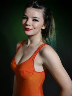 2016-10-09 - Ronniee in orange top and multi-coloured bikini bottoms