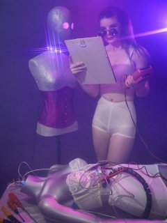 2016-10-09 - Ronniee in white Kalvin Klien bra and white Silhouette Little-X pantie girdle