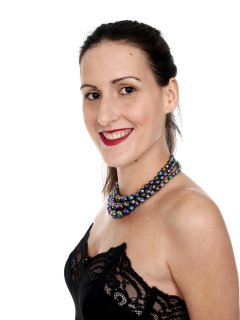 2016-11-20 MissGlamour in black strapless bra and black control briefs worn as hotpants