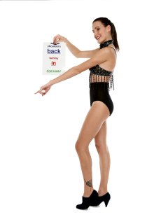 2016-11-20 MissGlamour wearing Chinese dance top and pocket girdle worn as hotpants