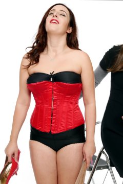 2016-11-23 AlexHrelief as corset laces are slackened