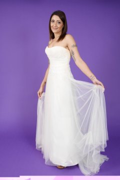 2016-11-26 Zoe34 in her own wedding dress