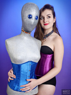 2016-12-04 Nannina with the silver mannequin, in black Miraclesuit and tightly-laced purple underbust corset
