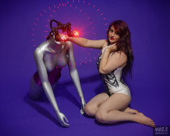 2016-12-11 Miss Danni Lou in R2D2 swimsuit, with LED-lit broken mannequin