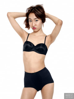 2017-01-28 Salina Pun black bra and vintage style girdle