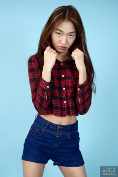 2017-02-04 Salina Pun checked shirt and denim shorts
