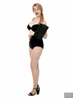 2017-03-11 LilyAmber black bra and style 210 pantie girdle plus black Chinese waist trainer