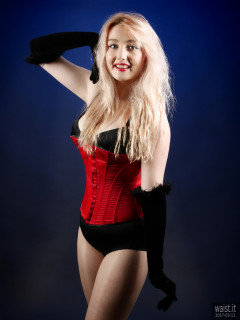 2017-03-11 LilyAmber bra,,style210 grdle and red Vollers overbust corset