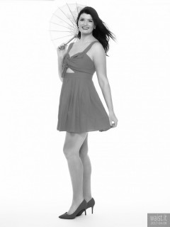 2017-04-09 Imogen red dress