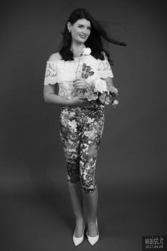 2017-04-09 Imogen white top and multi coloured capri pants