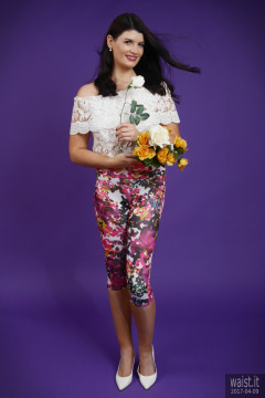 2017-04-09 Imogen white top and multi coloured capri pants