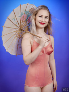 2017-05-19 Laura Sele pink 1960s pantie corselette