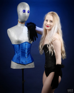 2017-05-19 Laura Sele tightly laced black underbust corset worn over black Miraclesuit bodyshaper