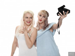 2017-06-10 Dayna Nirvana and Emma Lou pinup shoot