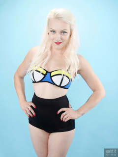 2017-06-10 Dayna Nirvana in multi coloured neoprene bikini top and black lycra high-waisted control briefs, worn as hot pants