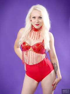 2017-06-10 Dayna Nirvana in red jewelled dance top and Chinese pocket girdle worn as hot pants