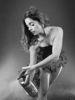 2017-09-03 Kris in bra, pantie girdle and tightly-laced corset