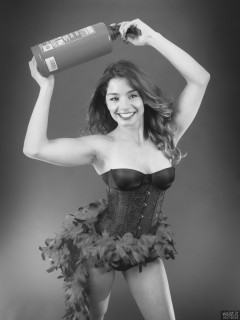 2017-09-03 Kris in bra, pantie girdle and tightly-laced corset