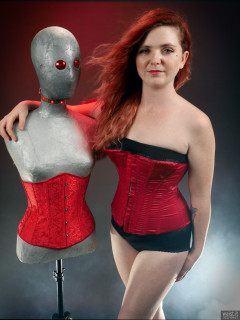 2017-09-17-lj-red vollers overbust corset and style210 pantie girdle worn as hotpants