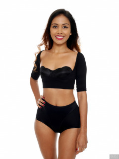 2017-09-18 Faranas in bra, bolero top and control briefs worn as hotpants