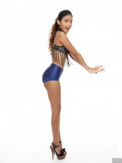 2017-09-18 Faranas in dance costume