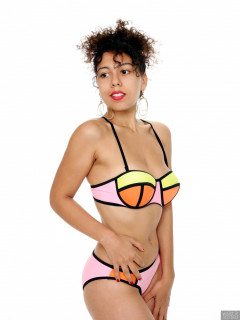 2017-09-23 Stephy in multi-coloured neoprene bikini, with Melissa the android