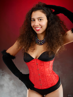 2017-09-23 Stephy in red underbust corset, worn over black Miraclesuit bodyshaper