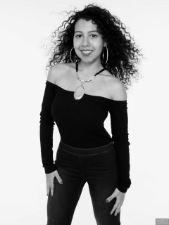 2017-10-22 Stephy in her own leotard and jeans