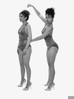 2017-10-22 Isabelle and Stephy fitness session in purple one-piece swimsuits