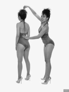 2017-10-22 Isabelle and Stephy fitness session in purple one-piece swimsuits