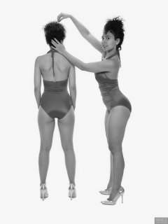 2017-10-22 Isabelle and Stephy fitness session in purple one-piece swimsuits