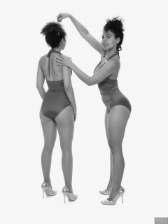 2017-10-22 Isabelle and Stephy fitness session in purple one-piece swimsuits