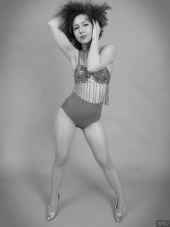 2017-10-22 Isabelle in dance top and control briefs worn as hotpants